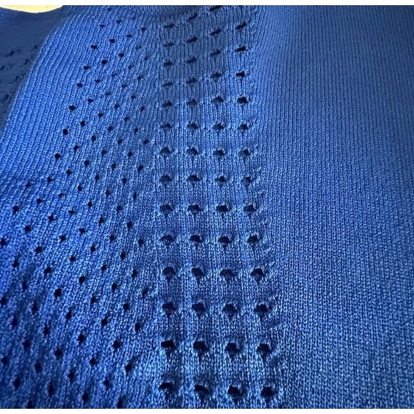 Bar III Womens Cold Shoulder Knit Sweater M Blue Viscose & Nylon - Picture 8 of 9